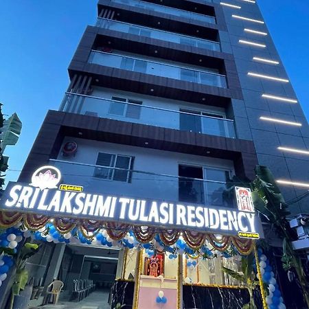 Srilakshmitulasiresidency Hotel Tirupati Luaran gambar